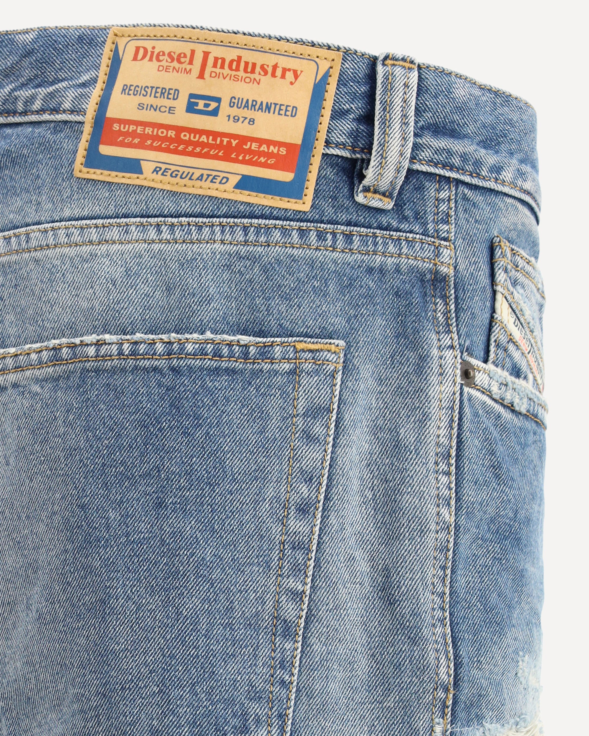 2010 D-Macs Jeans - Image 5