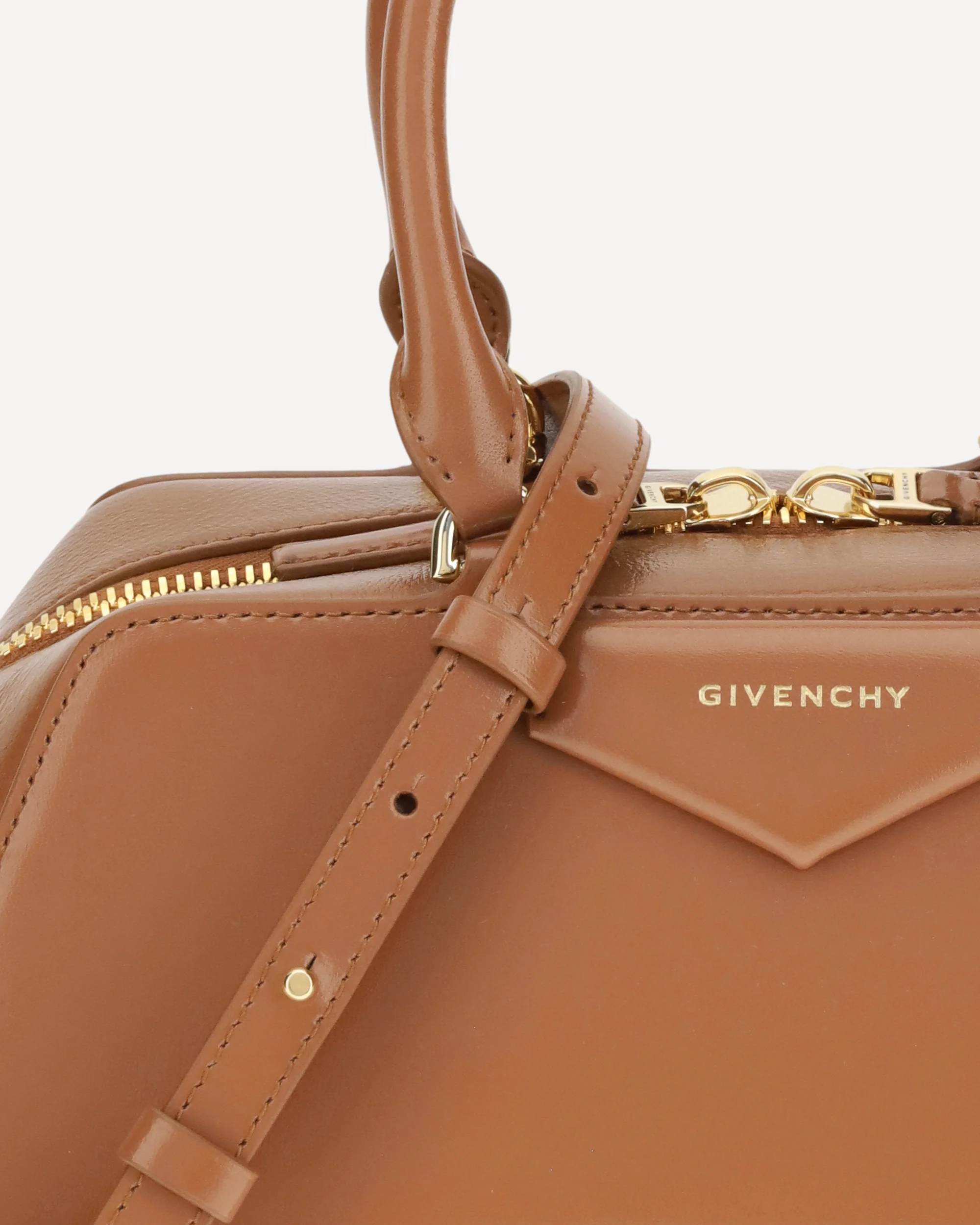 Antigona East-West small Handbag - Image 6