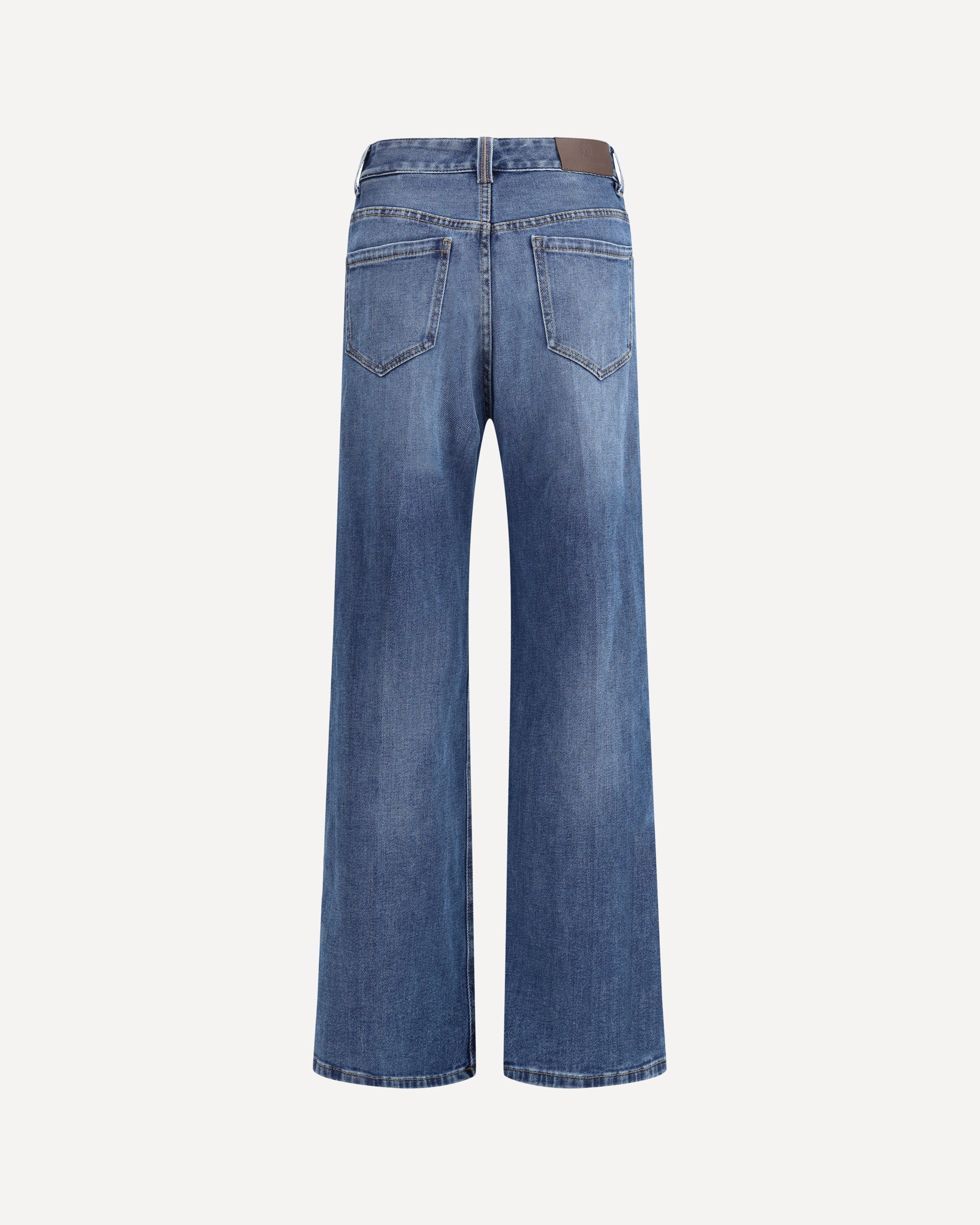 Contemporary Loose Jeans - Image 4