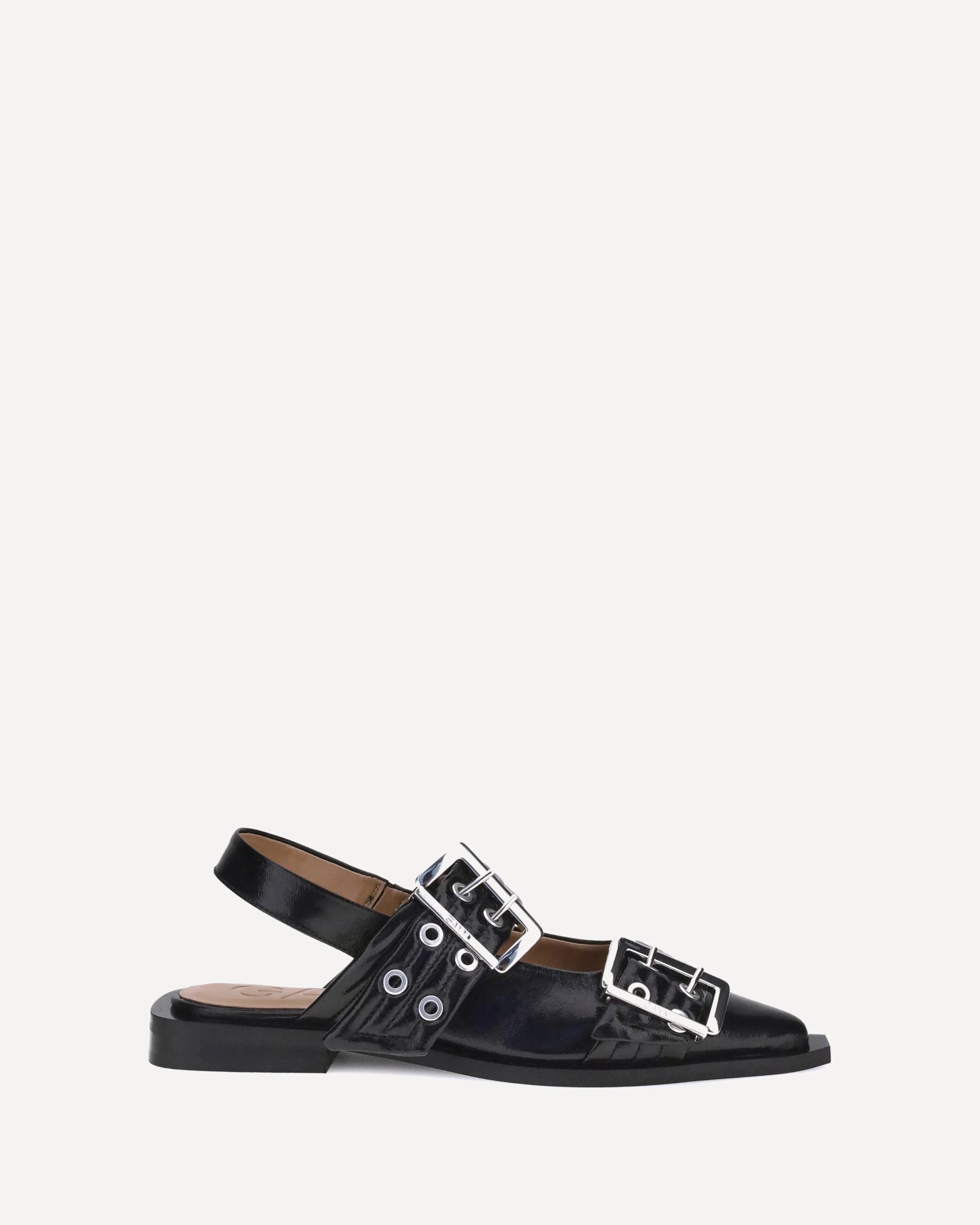 Ballerinas with straps