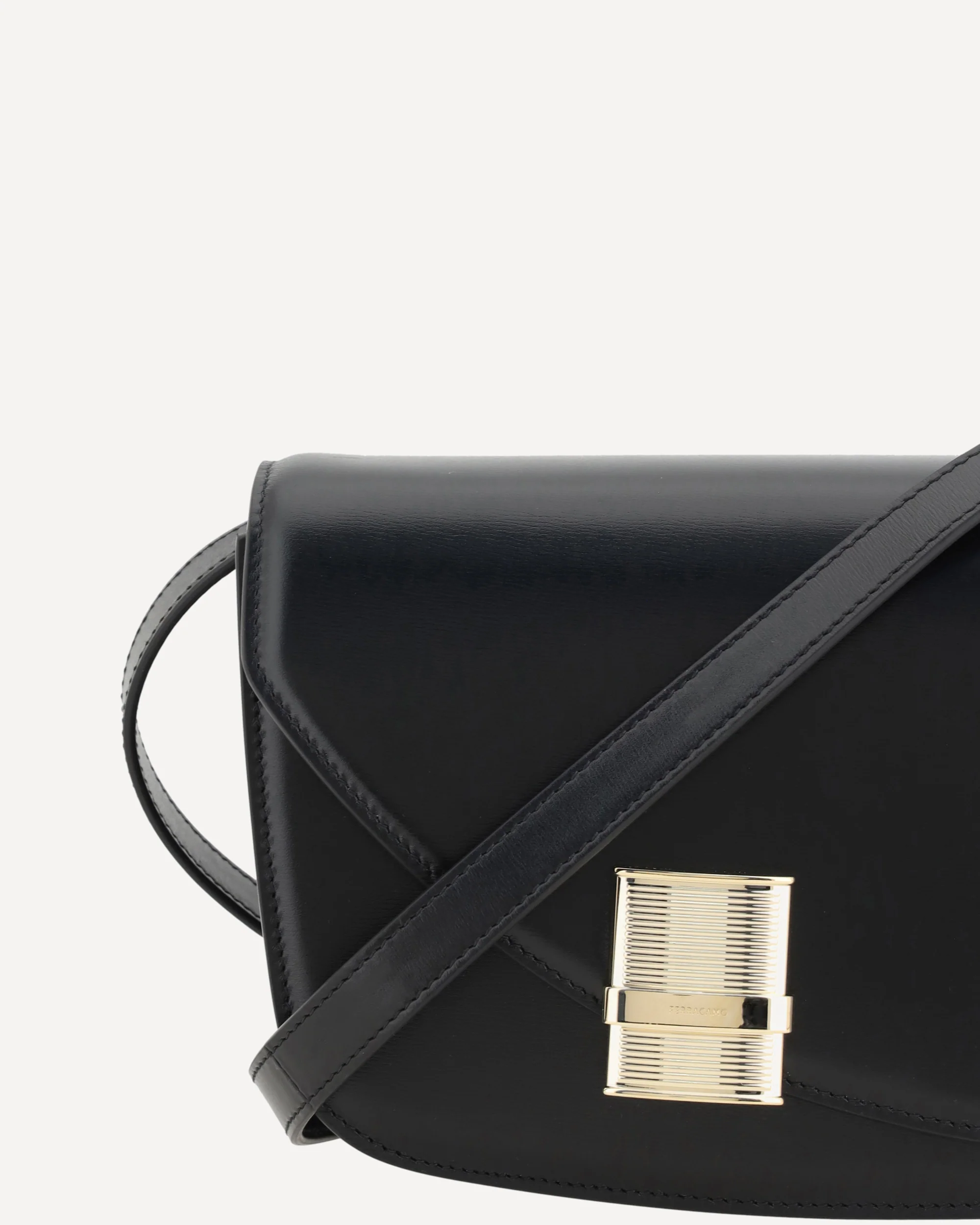 Fiamma Shoulder Bag - Image 6
