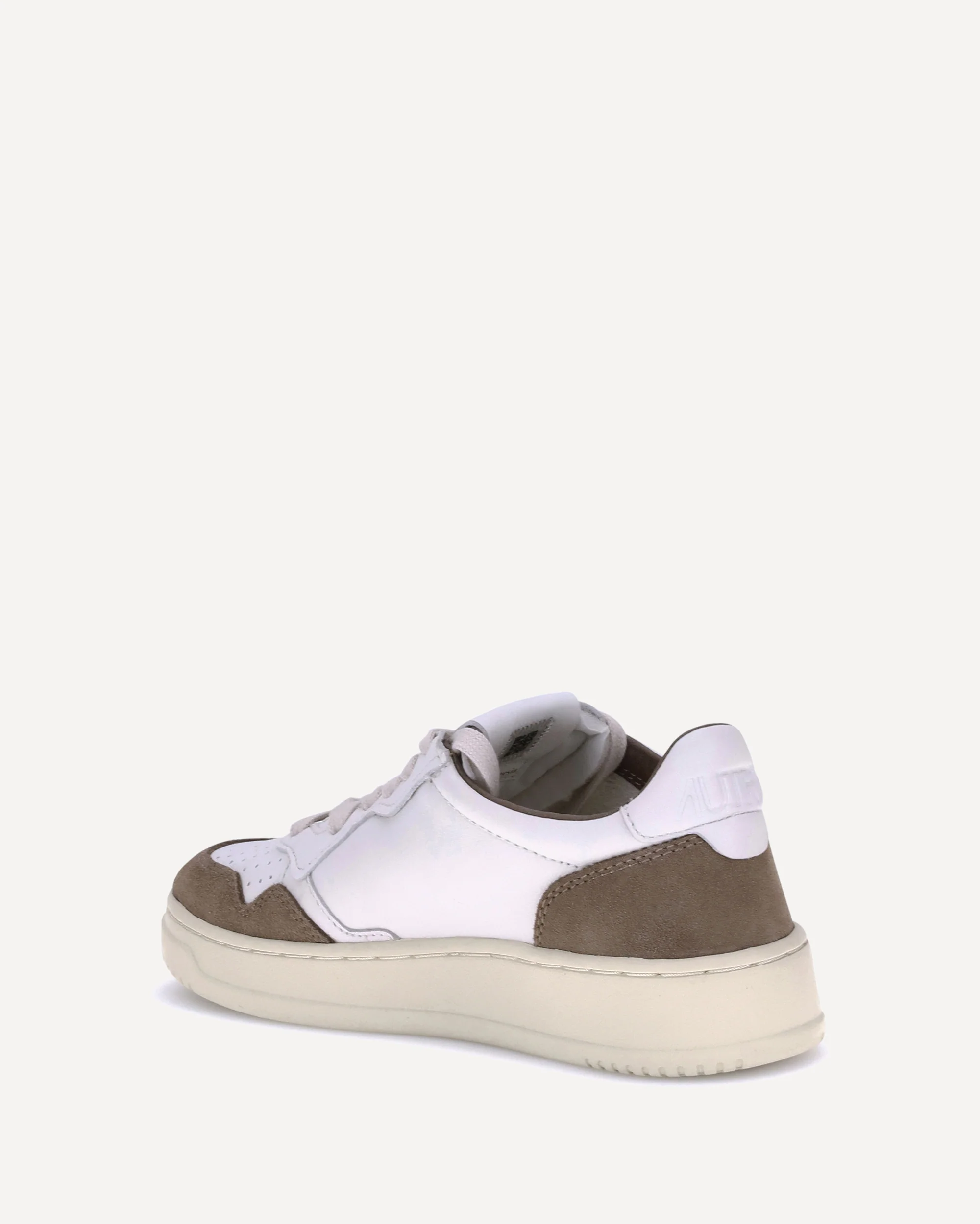 Medalist Low Sneakers - Image 2