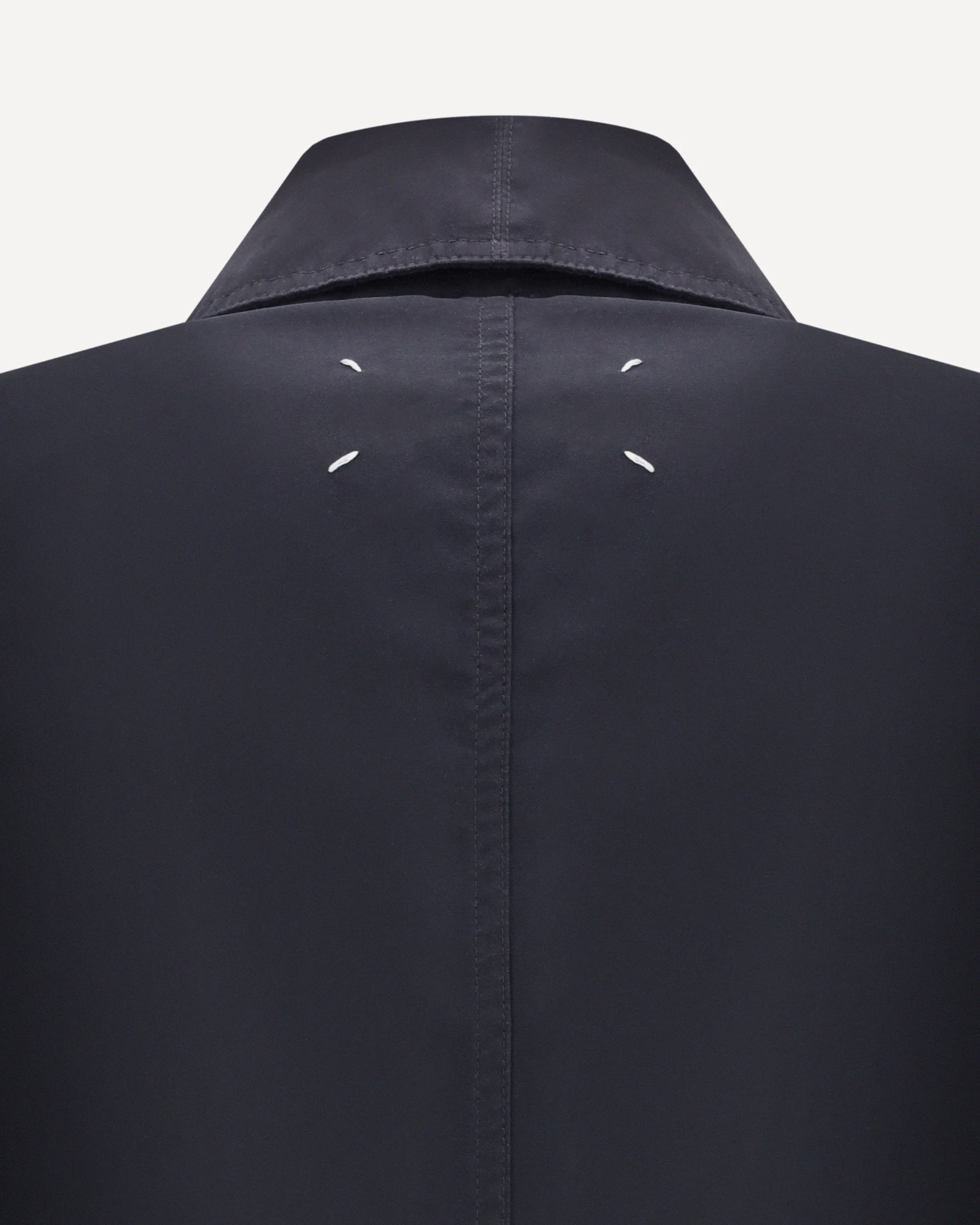 Monochrome Trench - Image 5