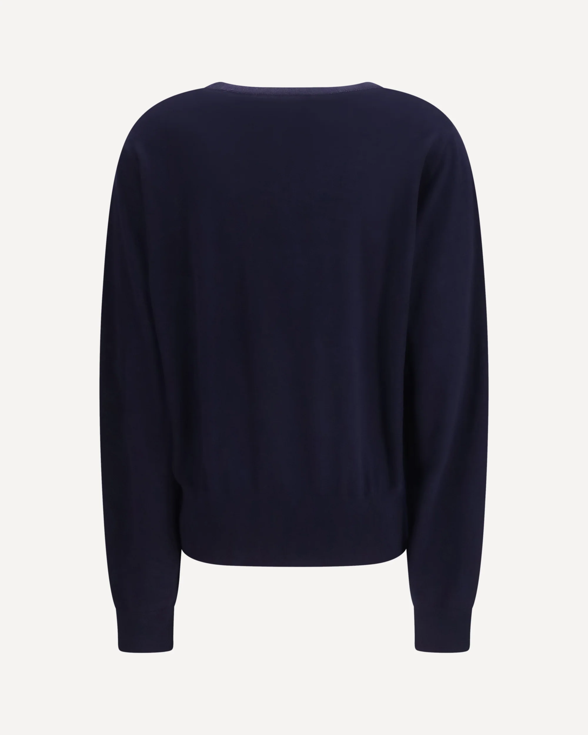 N°467 Collin is a lightweight sweater with a regular fit and a deep V-neckline - Image 2