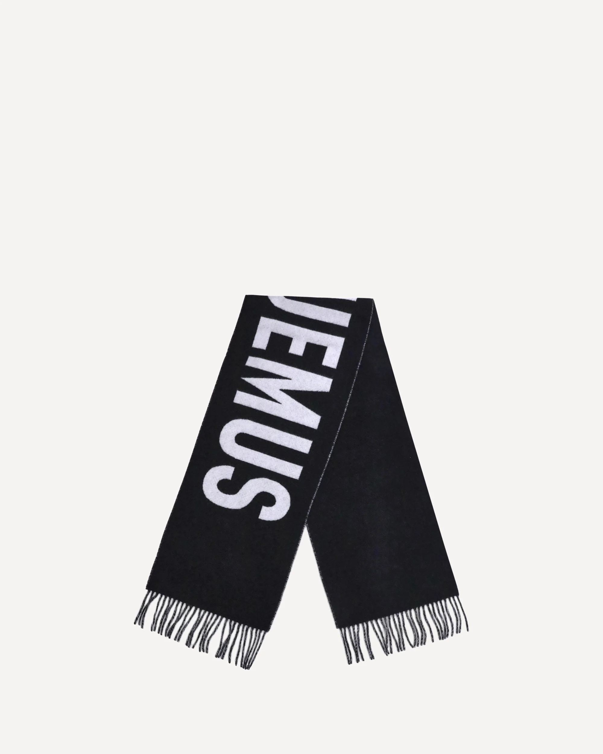 Fringes wool Scarf - Image 2