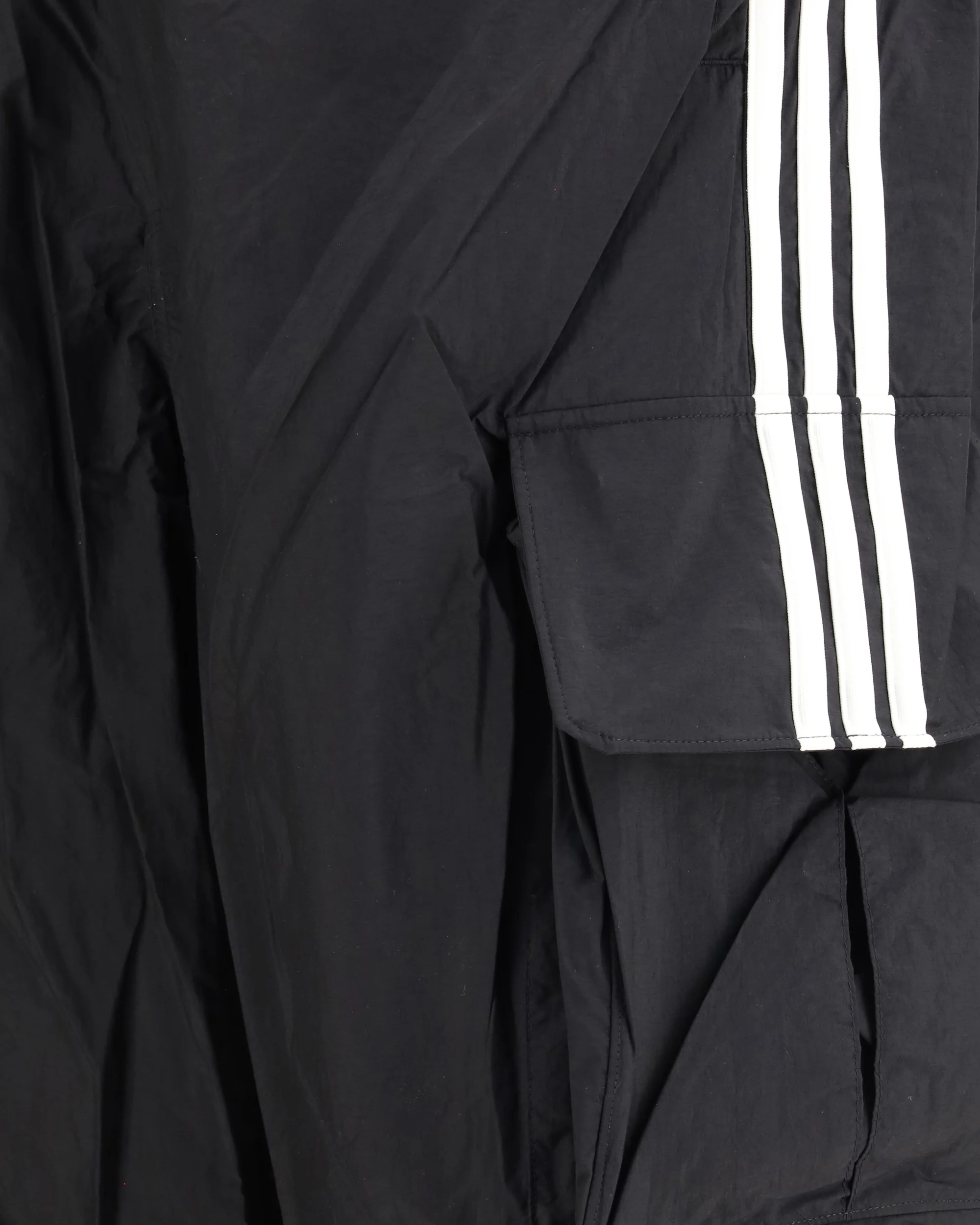 Nylon cargo Pants - Image 5