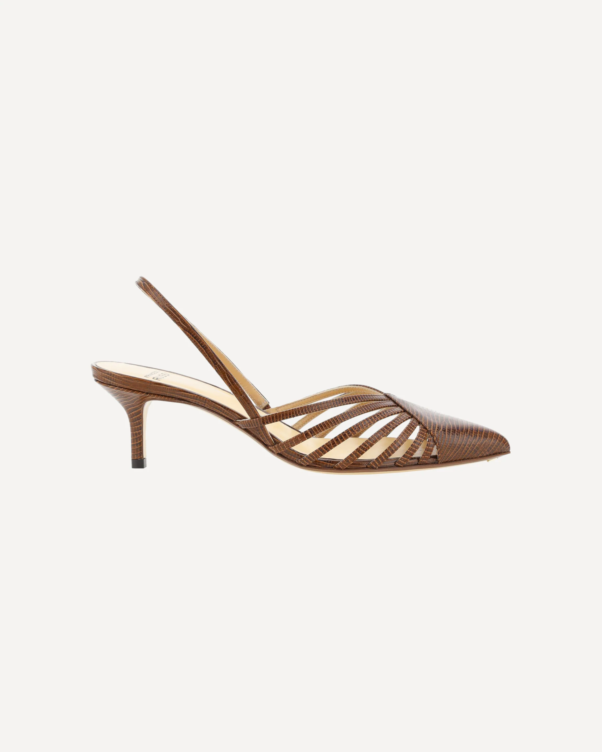 Cut-out detail pumps - Image 3