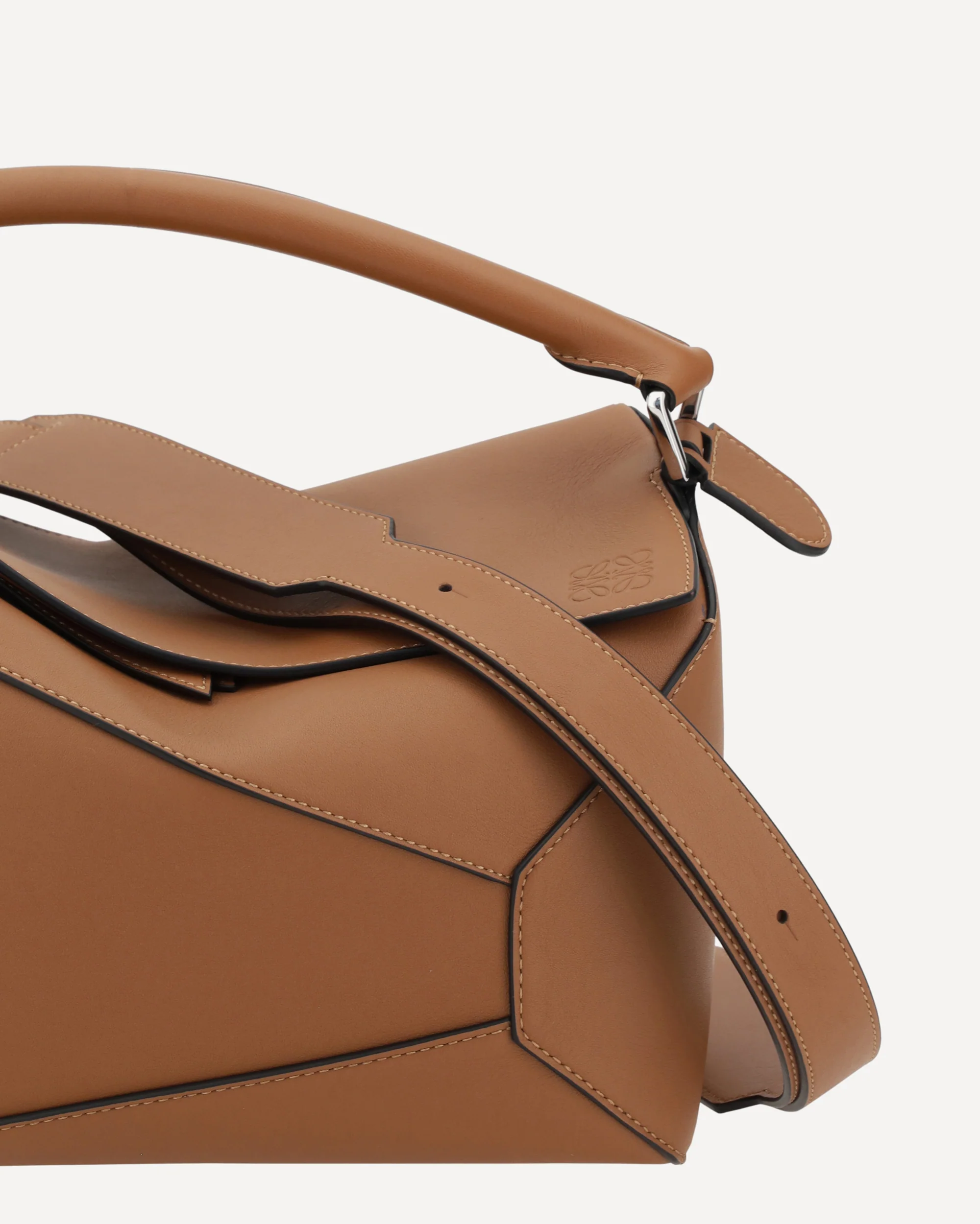 Puzzle Edge Shoulder Bag - Image 6