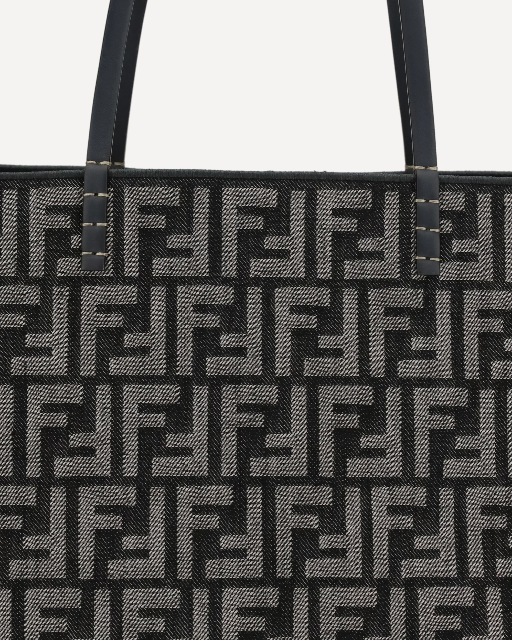 Roll Large Shopper Bag with all-over FF motif - Image 6