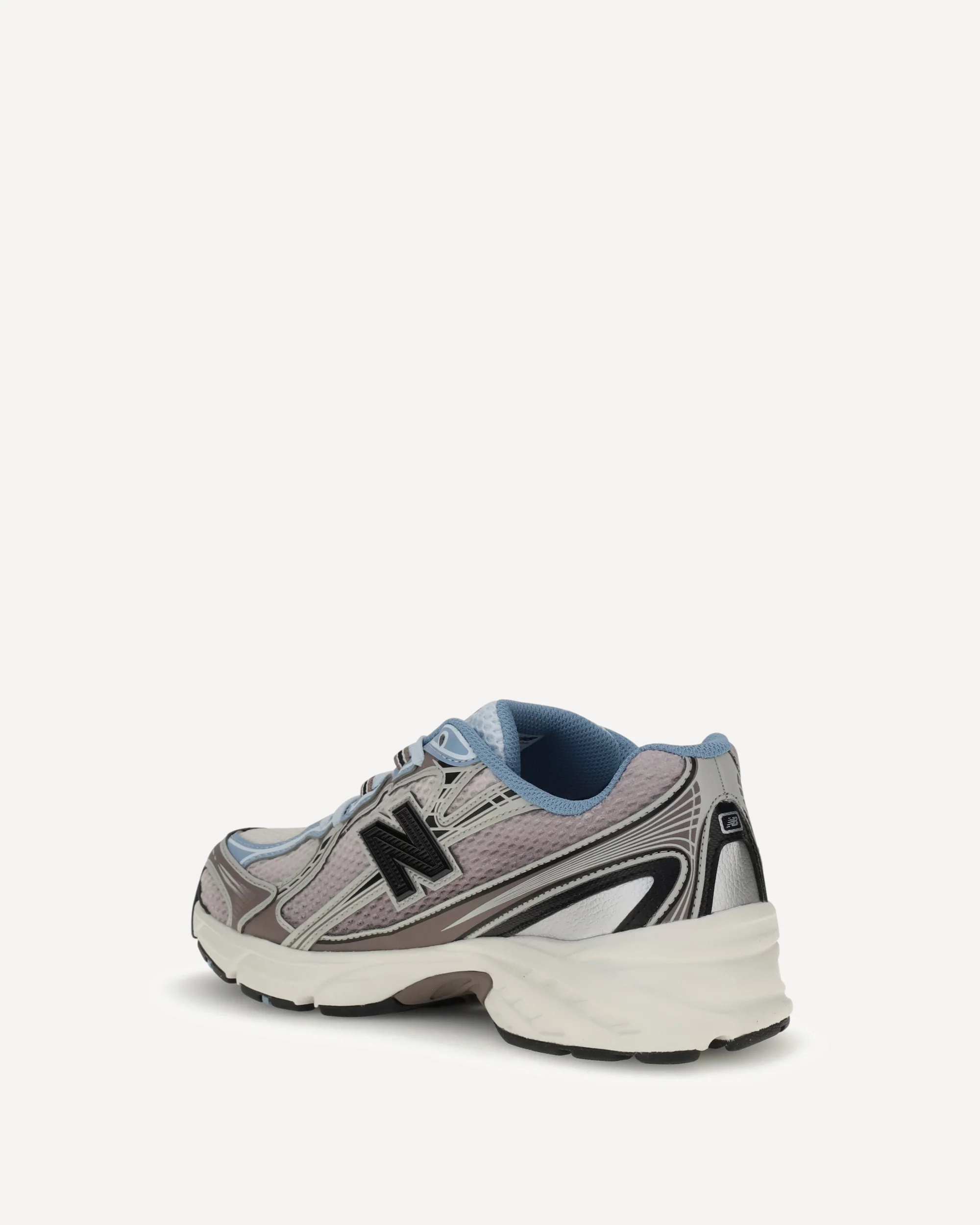 740 Sneakers - Image 2