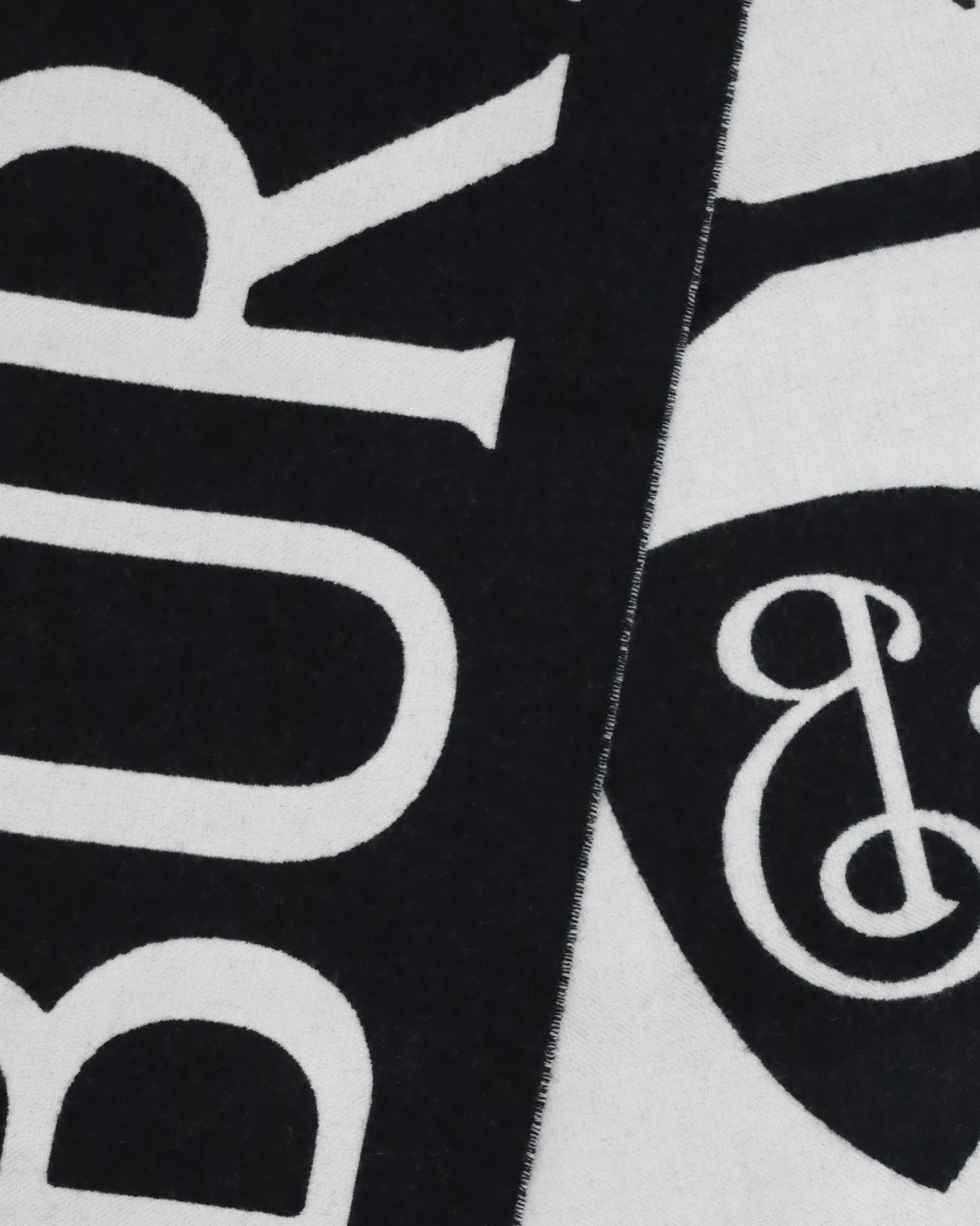 Wool logo Scarf - Image 5