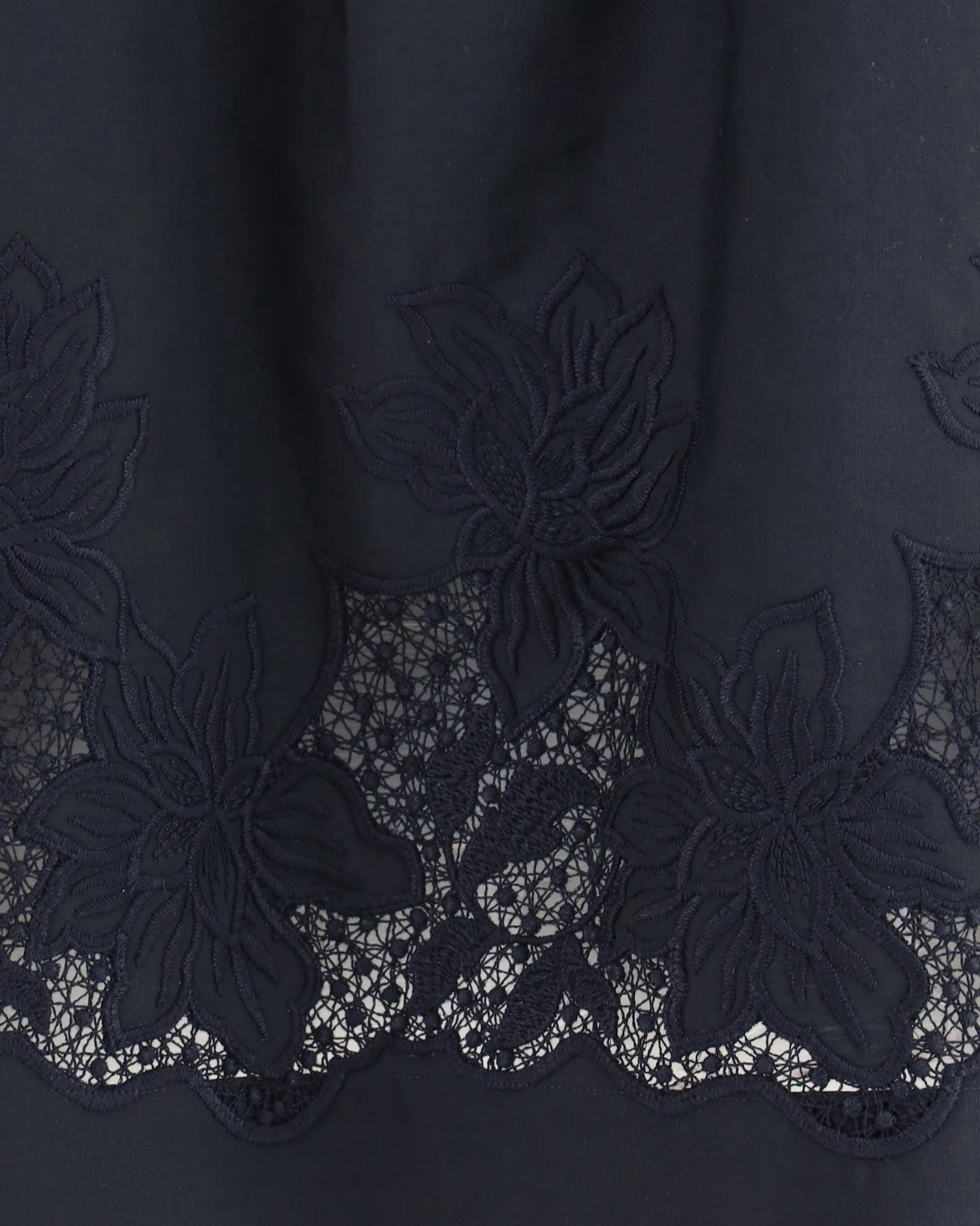 Short sleeves embroidered Shirt - Image 5