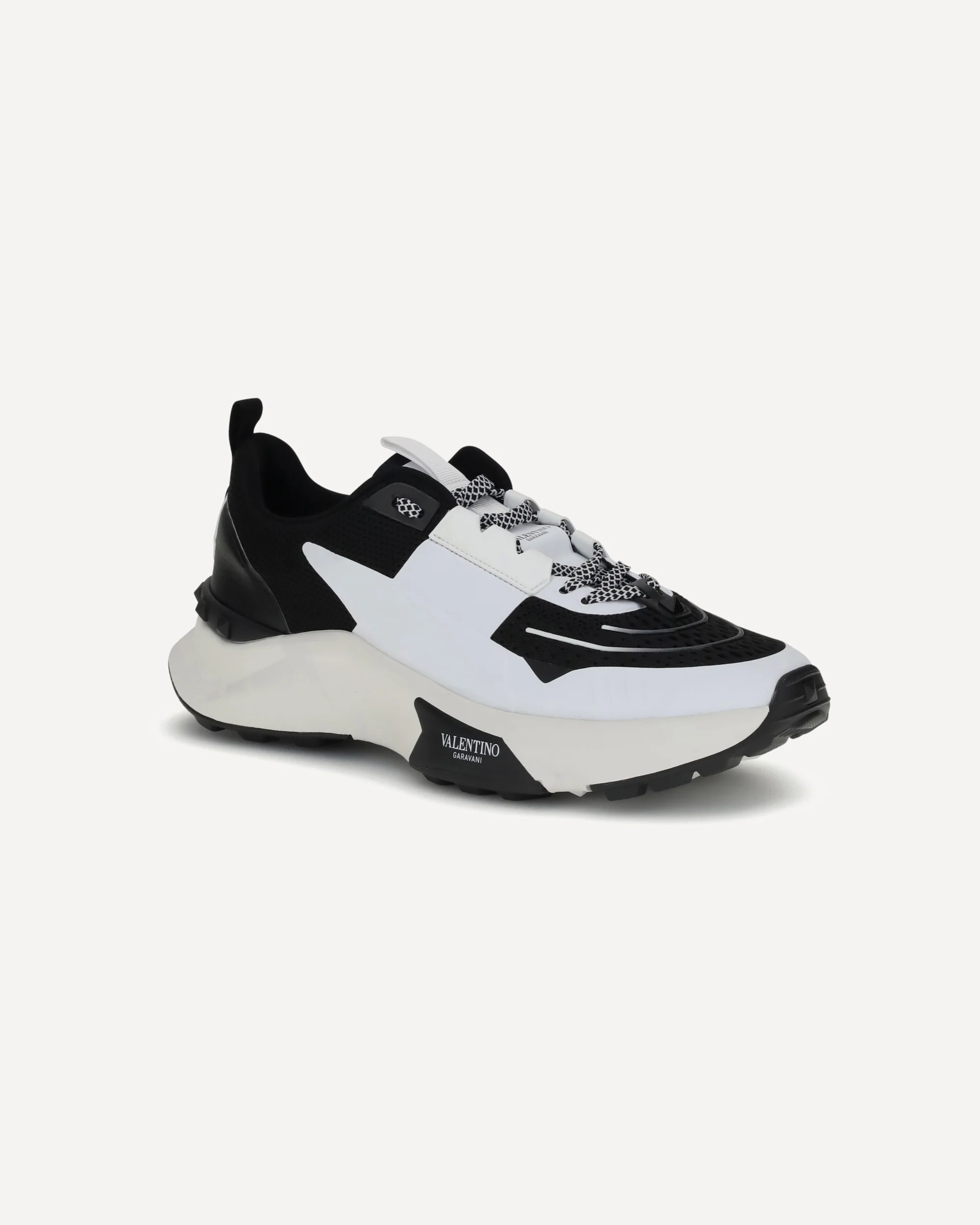 True Act Sneakers - Image 4