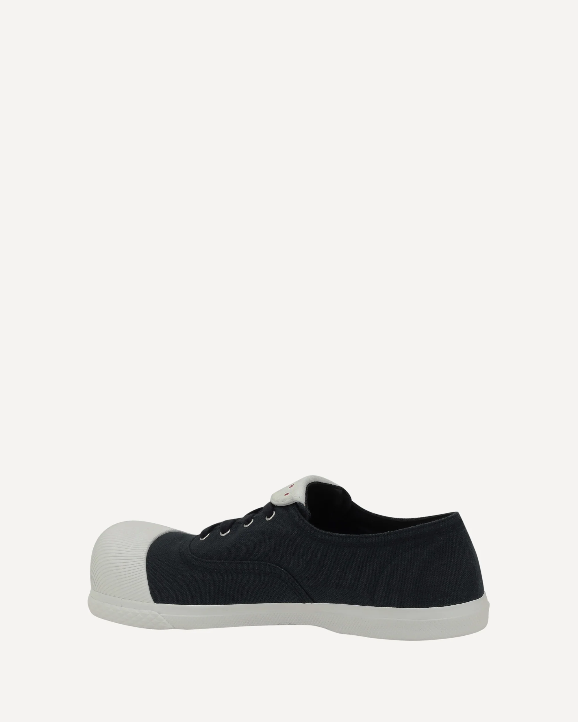 Sneakers - Image 2