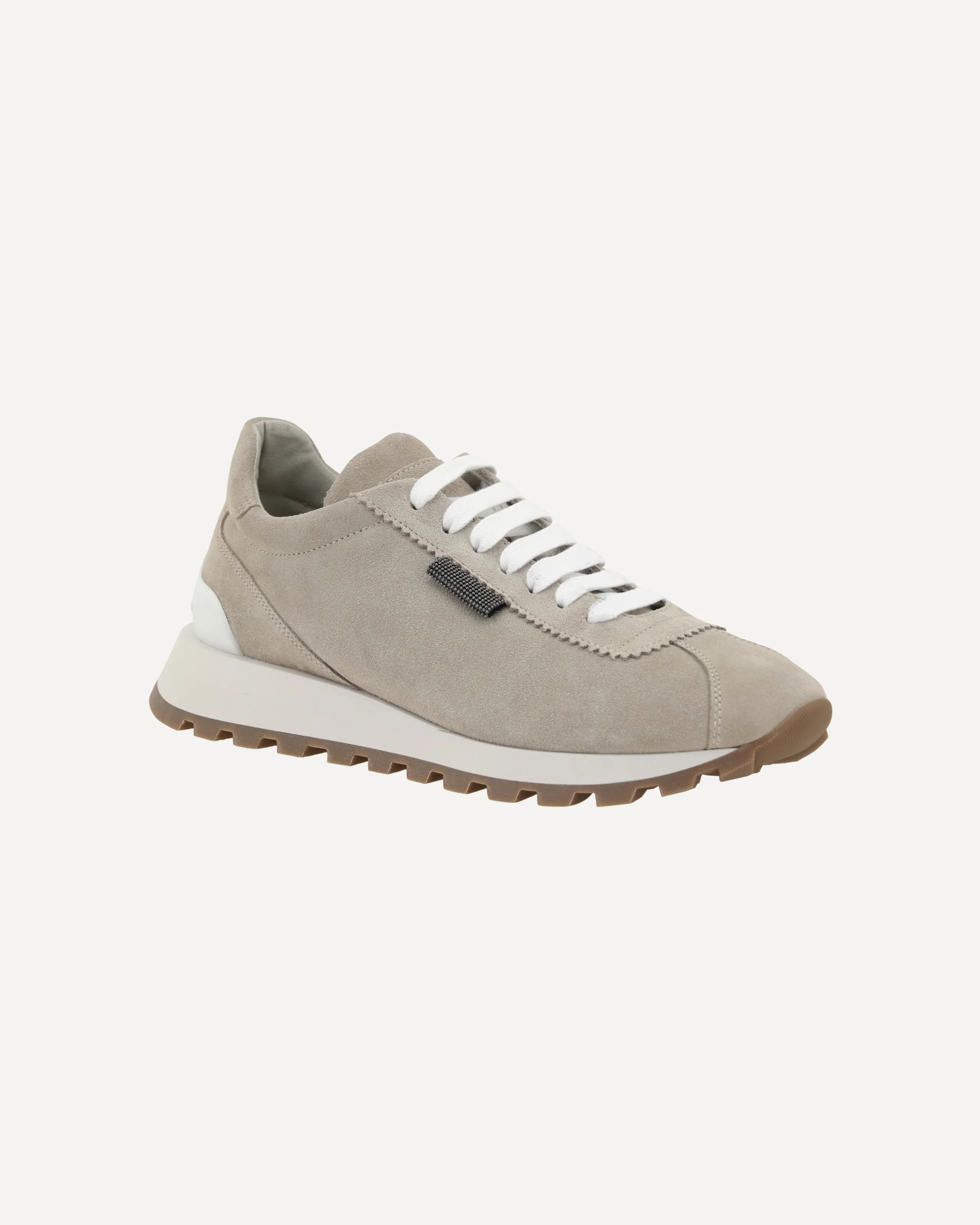 Sneakers with iconic embellishments - Image 4