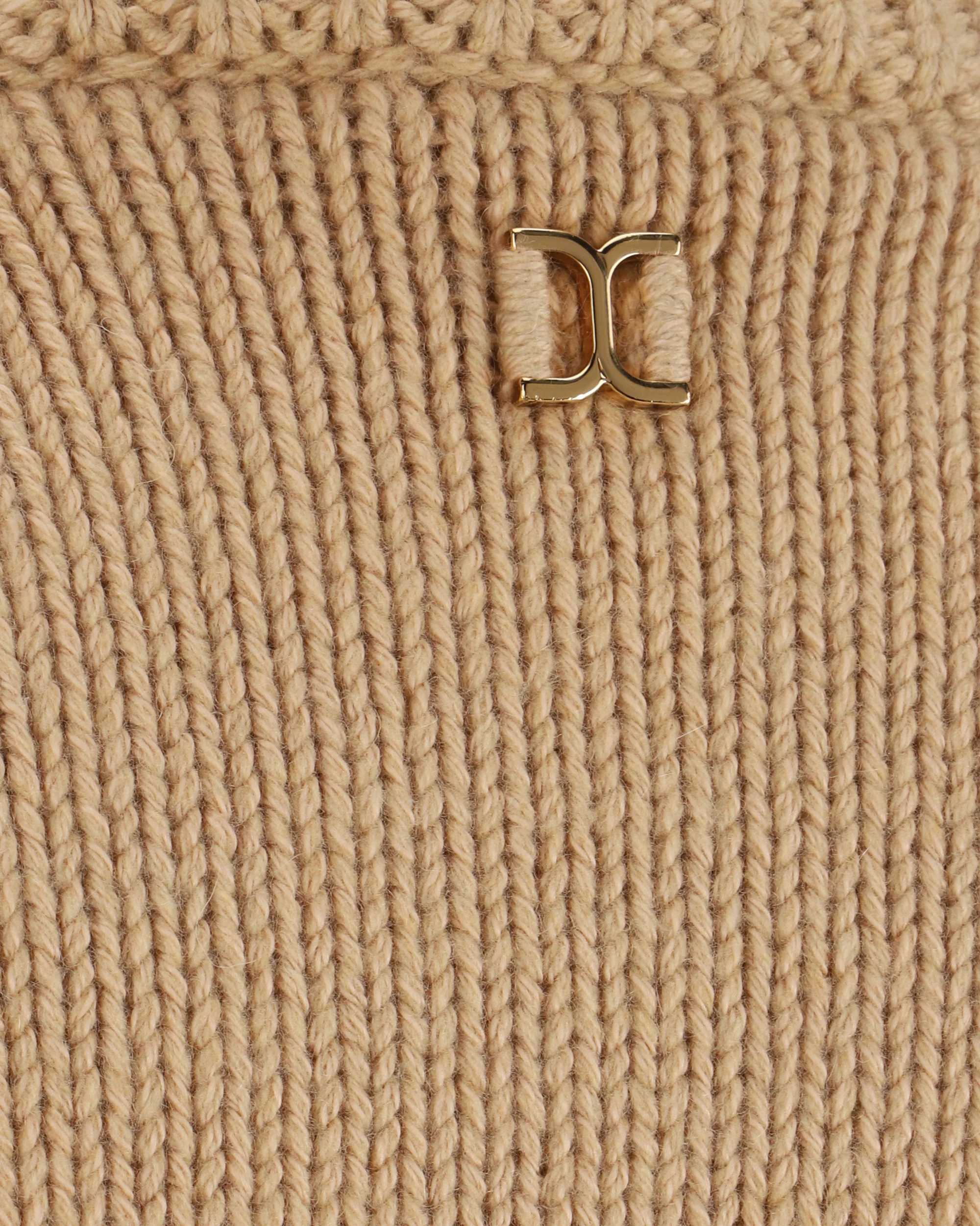 Sweater - Image 5